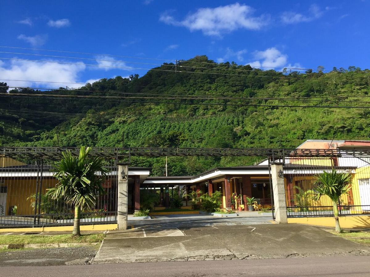 Tetey Lodge Orosí Exterior foto