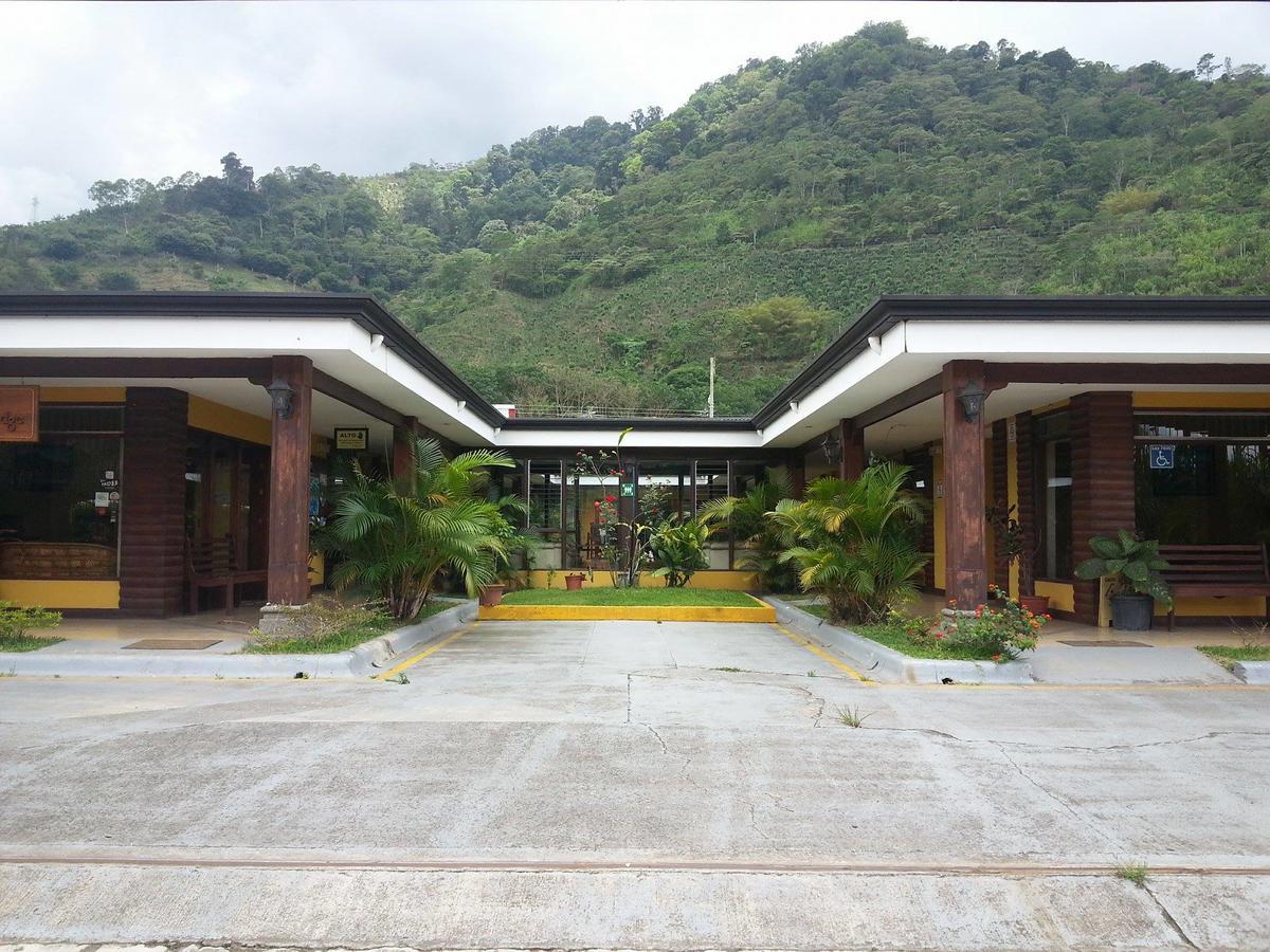 Tetey Lodge Orosí Exterior foto