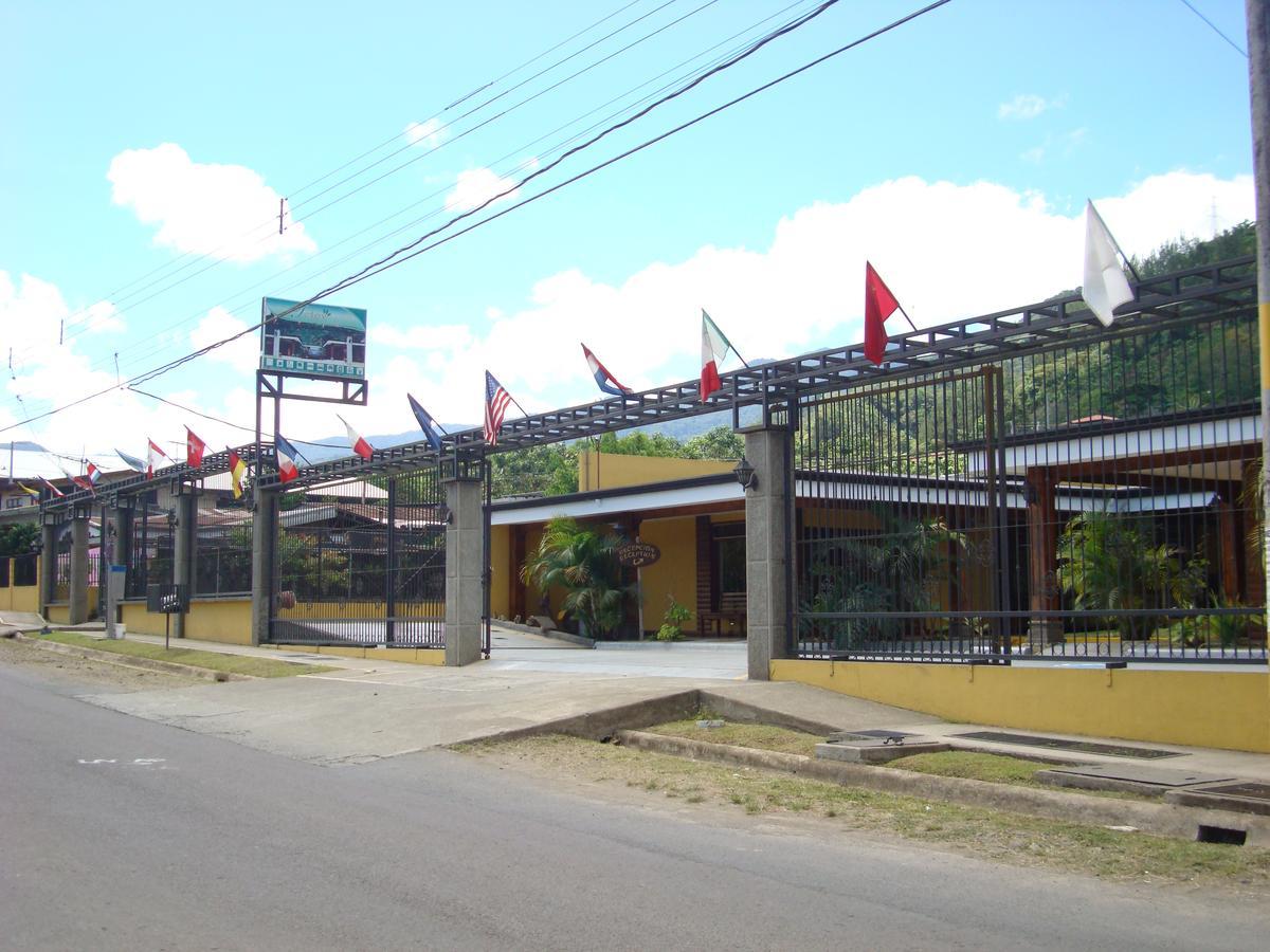 Tetey Lodge Orosí Exterior foto