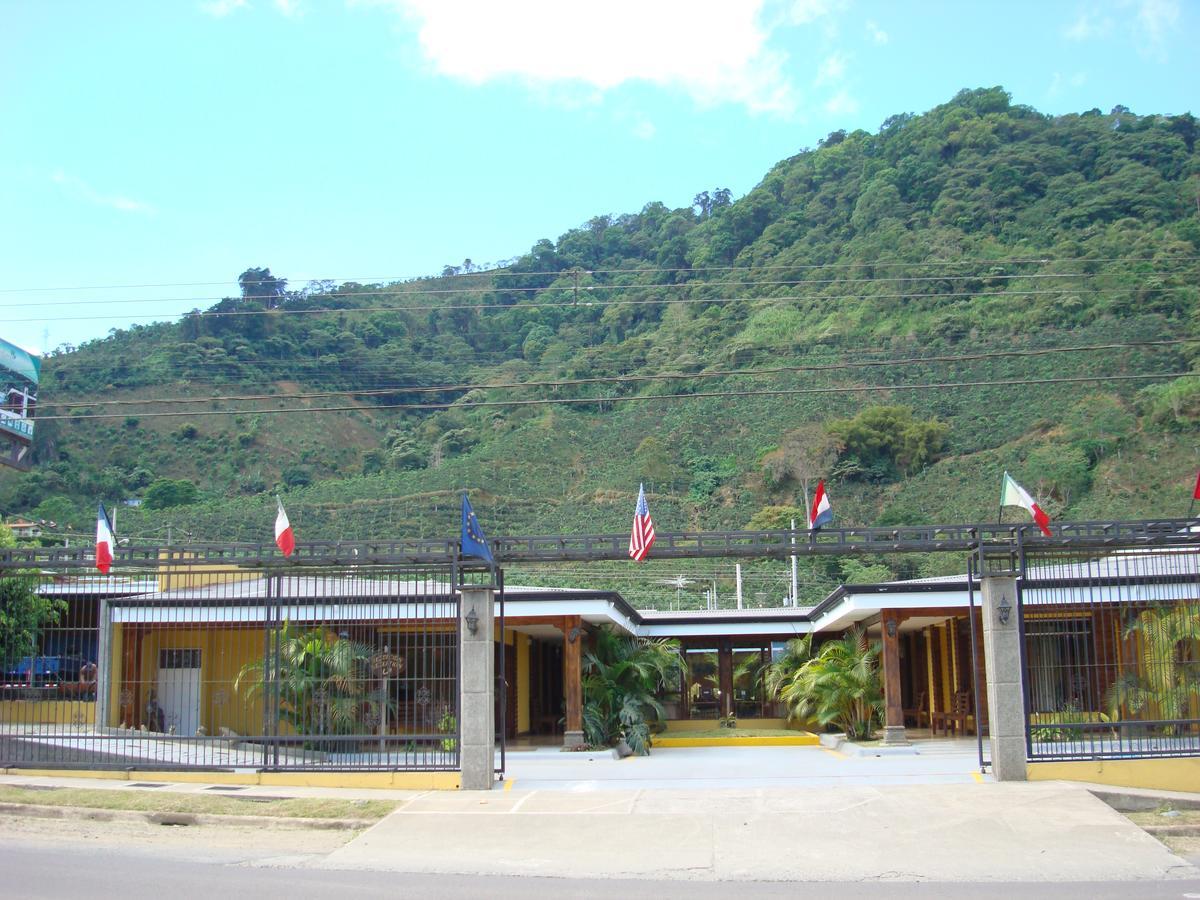 Tetey Lodge Orosí Exterior foto